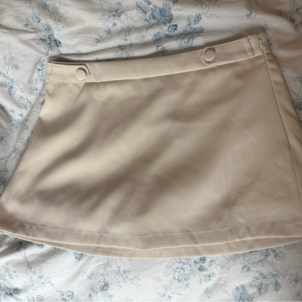 Princess Polly Cream Full Closure Skirt